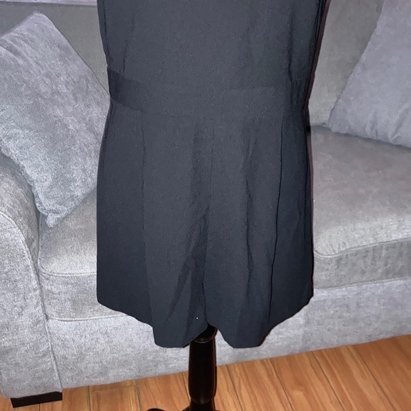 TopShop Black Jump suit Tuxedo Romper Tie Neck V-Neck Style Size 8 - Picture 5 of 12